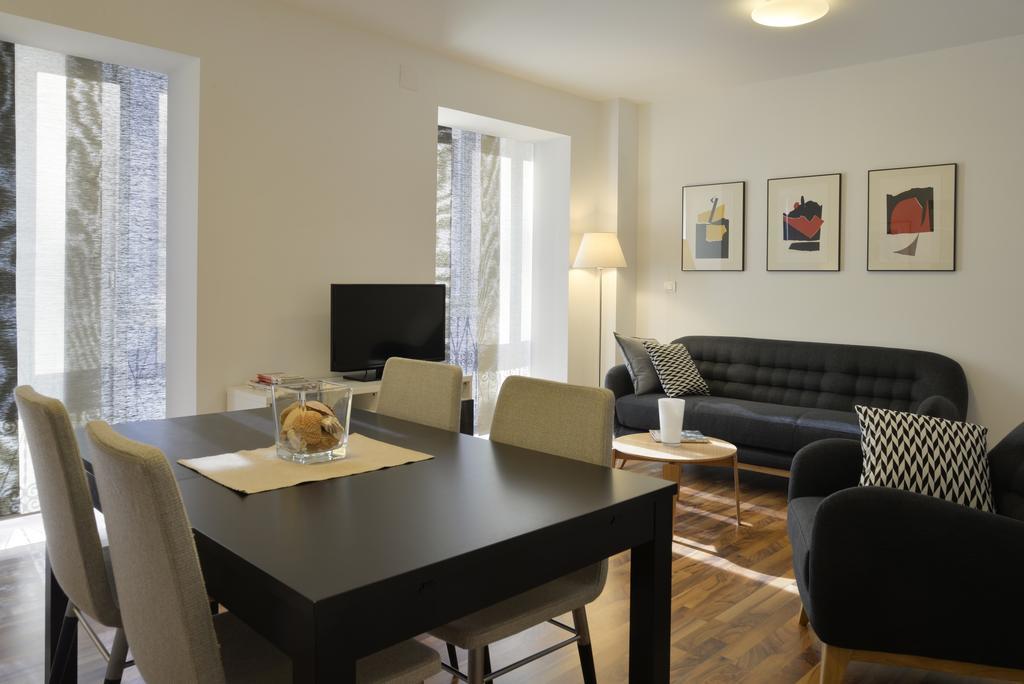 Alhambra Slowhomes Granada Rum bild