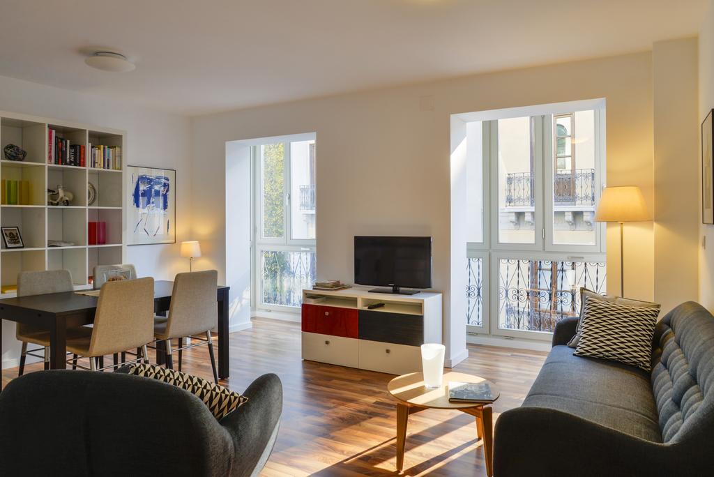 Alhambra Slowhomes Granada Rum bild