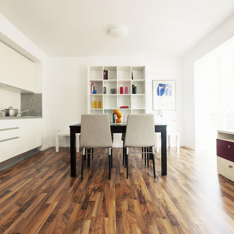Alhambra Slowhomes Granada Rum bild